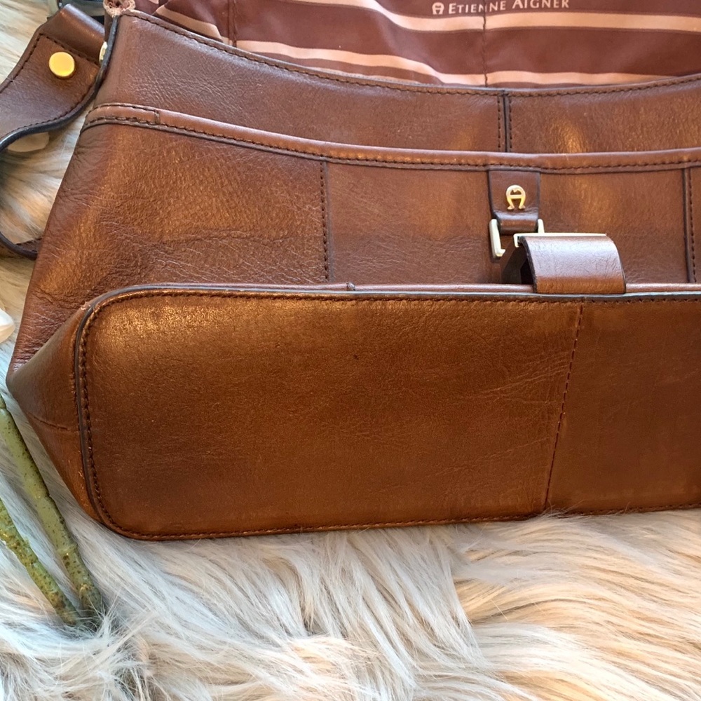 Etienne Aigner Shoulder Handbag ❤️ - Picture 6 of 7